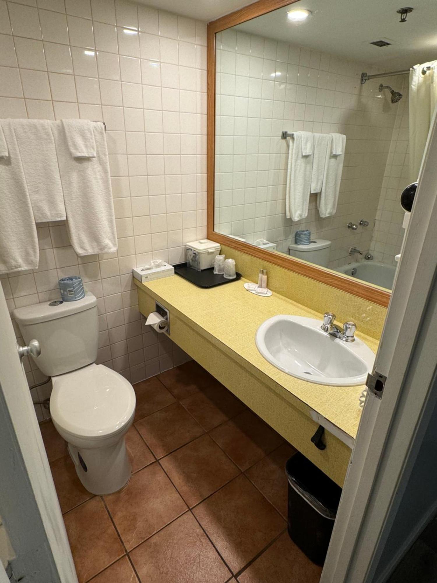 Travelodge By Wyndham Airport 2* Winnipeg