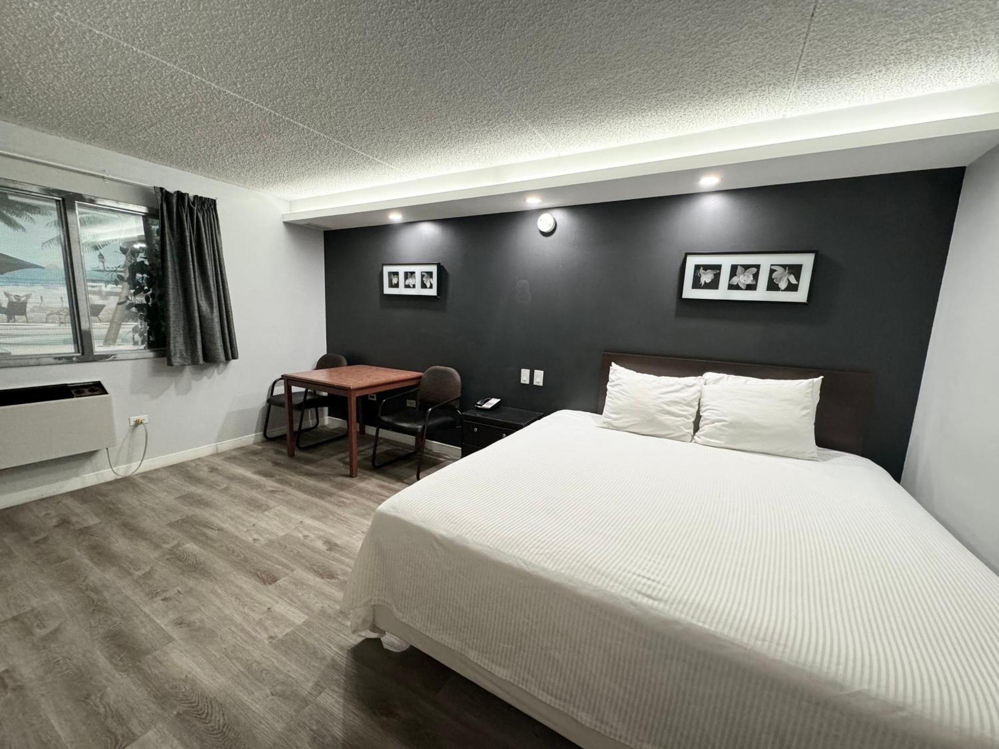 Hotel Travelodge By Wyndham Airport 2*